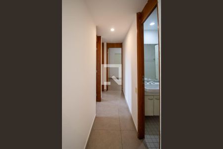 Corredor  de apartamento à venda com 3 quartos, 72m² em Jardim Ampliacao, São Paulo