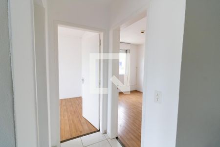 Corredor de apartamento à venda com 2 quartos, 67m² em Cristal, Porto Alegre