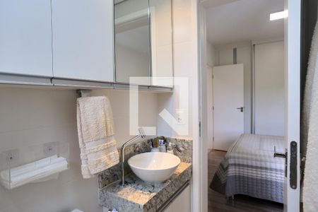 Banheiro da Suíte de apartamento à venda com 3 quartos, 75m² em Serra, Belo Horizonte