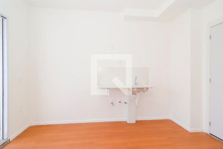 Sala/Cozinha de kitnet/studio para alugar com 1 quarto, 24m² em Itaquera, São Paulo
