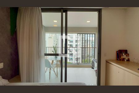 Varanda de kitnet/studio à venda com 1 quarto, 28m² em Paraíso, São Paulo