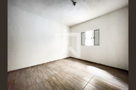 Quarto 1 de casa para alugar com 2 quartos, 73m² em São Pedro, Osasco
