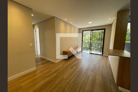 Sala de apartamento à venda com 2 quartos, 57m² em Ferreira, São Paulo