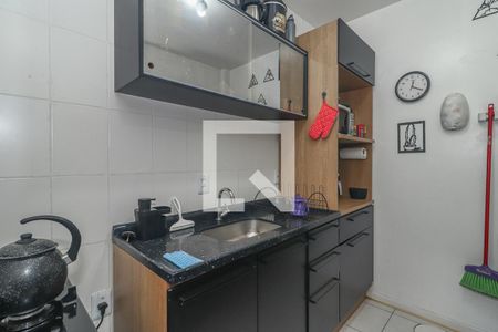 Cozinha de apartamento para alugar com 1 quarto, 45m² em Jardim Floresta, Porto Alegre
