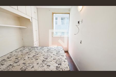 Quarto 1 de apartamento para alugar com 2 quartos, 50m² em Parque Peruche, São Paulo