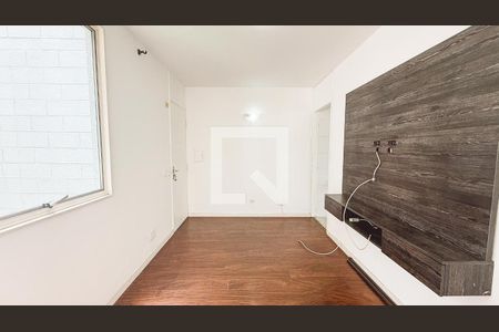 Sala de apartamento para alugar com 2 quartos, 50m² em Parque Peruche, São Paulo