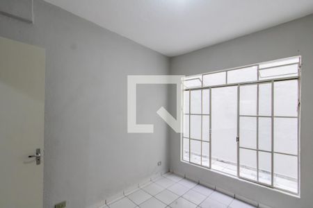 Quarto 1 de casa para alugar com 2 quartos, 75m² em Vila Guilhermina, São Paulo