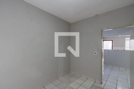 Quarto 1 de casa para alugar com 2 quartos, 75m² em Vila Guilhermina, São Paulo