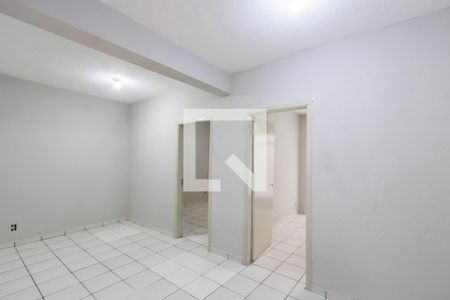 Sala de casa para alugar com 2 quartos, 75m² em Vila Guilhermina, São Paulo
