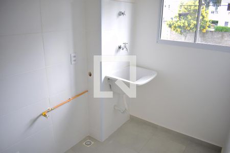 Cozinha e Área de Serviço de apartamento para alugar com 2 quartos, 39m² em Jardim Florestan Fernandes, Ribeirão Preto
