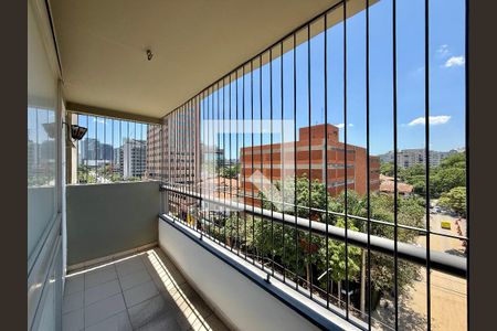 Sala  de apartamento para alugar com 2 quartos, 80m² em Chácara Santo Antônio, São Paulo