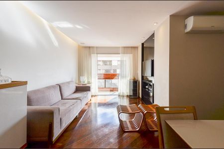 Sala Ambientes de apartamento para alugar com 3 quartos, 104m² em Lourdes, Belo Horizonte