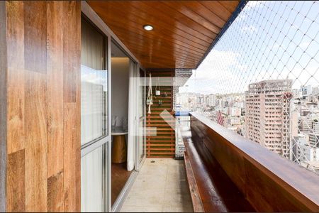 Varanda de apartamento para alugar com 3 quartos, 104m² em Lourdes, Belo Horizonte