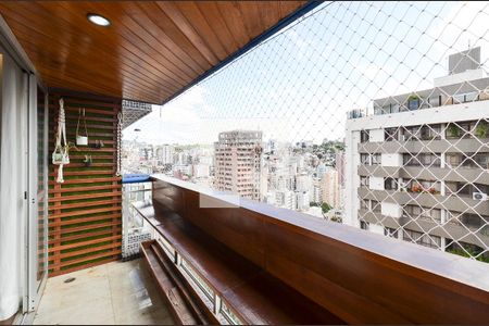 Varanda de apartamento para alugar com 3 quartos, 104m² em Lourdes, Belo Horizonte