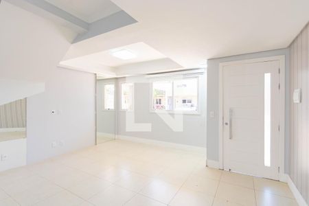 Sala de casa de condomínio à venda com 2 quartos, 116m² em Marechal Rondon, Canoas