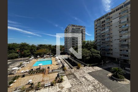 Varanda de apartamento para alugar com 2 quartos, 72m² em Barra da Tijuca, Rio de Janeiro