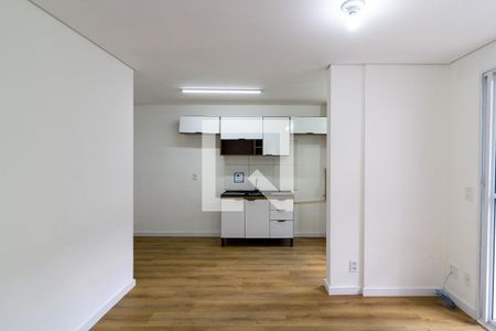 Sala de apartamento para alugar com 2 quartos, 39m² em Vila Isa, São Paulo