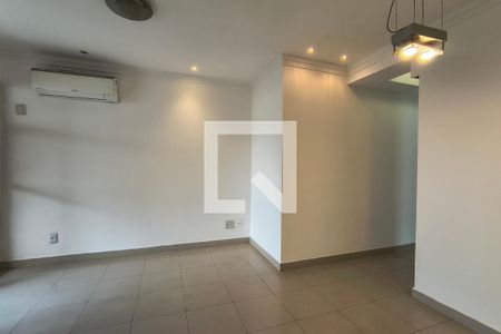 Sala de apartamento para alugar com 3 quartos, 73m² em Barra Olímpica, Rio de Janeiro