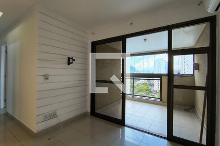 Sala de apartamento para alugar com 3 quartos, 73m² em Barra Olímpica, Rio de Janeiro