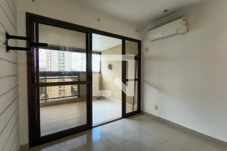 Sala de apartamento para alugar com 3 quartos, 73m² em Barra Olímpica, Rio de Janeiro