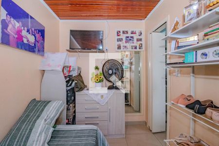 Quarto 2 de casa à venda com 2 quartos, 100m² em Costa E Silva, Porto Alegre