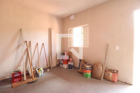 Área de Serviço de casa para alugar com 3 quartos, 210m² em Jardim Karaíba, Uberlândia