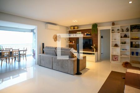 Sala de apartamento para alugar com 3 quartos, 142m² em Vila Gumercindo, São Paulo