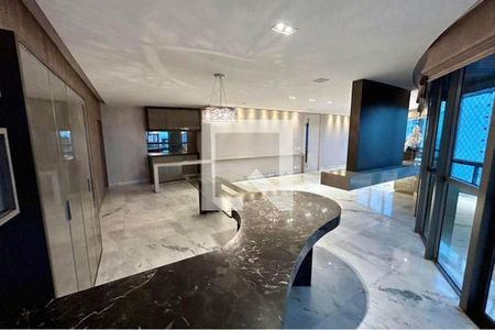 Apartamento para alugar com 4 quartos, 240m² em Belvedere, Belo Horizonte