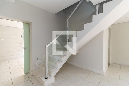 Escada de casa à venda com 4 quartos, 292m² em Itapoã, Belo Horizonte