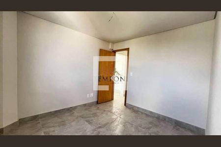 Apartamento à venda com 4 quartos, 162m² em Caiçaras, Belo Horizonte