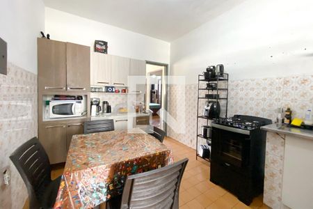 Cozinha de casa à venda com 2 quartos, 150m² em União, Belo Horizonte