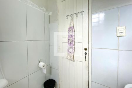 Banheiro de casa para alugar com 2 quartos, 300m² em União, Belo Horizonte