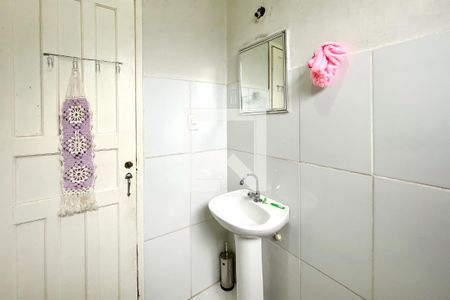 Banheiro de casa para alugar com 2 quartos, 300m² em União, Belo Horizonte