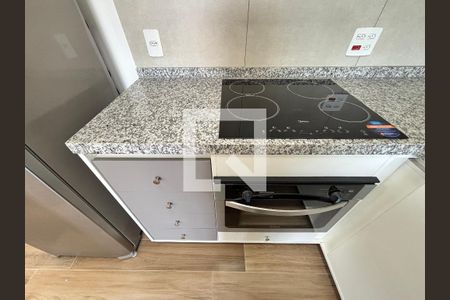 Sala/Cozinha de apartamento para alugar com 1 quarto, 26m² em Indianópolis, São Paulo