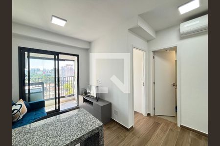Sala/Cozinha de apartamento para alugar com 1 quarto, 26m² em Indianópolis, São Paulo