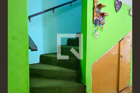 Sala  de casa à venda com 4 quartos, 100m² em Jardim Munhoz, Guarulhos