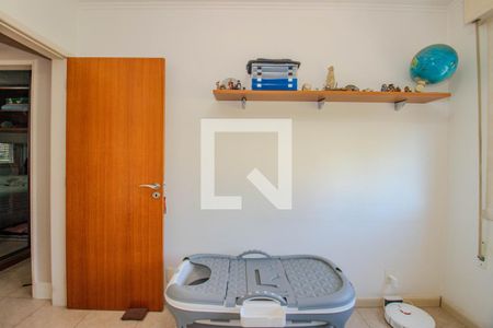 Quarto 2 de apartamento para alugar com 2 quartos, 80m² em Bela vista, Porto Alegre