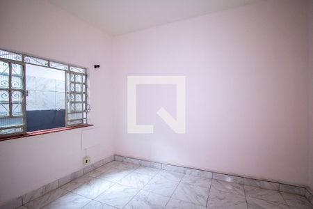Quarto de casa para alugar com 1 quarto, 60m² em Mutua, São Gonçalo