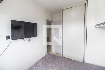 Quarto 1 de apartamento para alugar com 2 quartos, 38m² em Jardim Copiuva, Carapicuíba