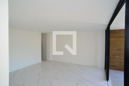 Sala de apartamento para alugar com 4 quartos, 136m² em Barra da Tijuca, Rio de Janeiro