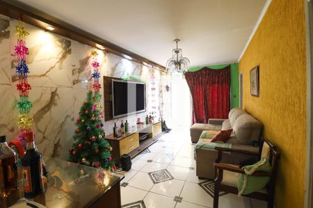 Casa à venda com 3 quartos, 150m² em Vila Sabrina, São Paulo