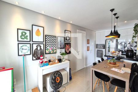 Sala de apartamento à venda com 2 quartos, 67m² em Parque Industrial, Campinas
