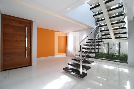 Casa para alugar com 4 quartos, 275m² em Alto Umuarama, Uberlândia