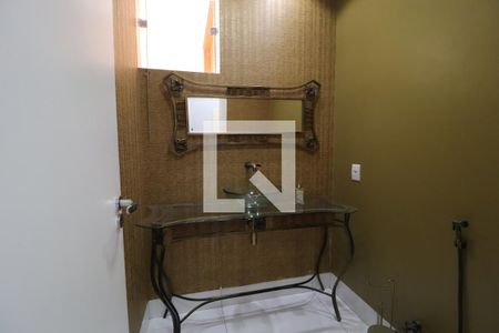 Casa para alugar com 4 quartos, 275m² em Alto Umuarama, Uberlândia