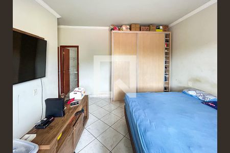 Casa à venda com 5 quartos, 365m² em Rio Branco, Belo Horizonte