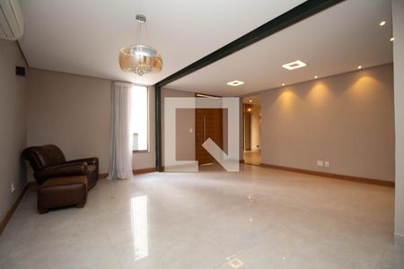 Sala 1 de casa para alugar com 4 quartos, 290m² em Guará Ii, Brasília