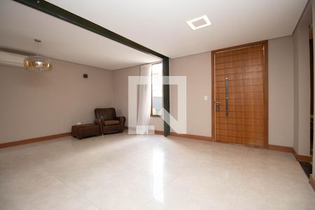 Sala 1 de casa para alugar com 4 quartos, 290m² em Guará Ii, Brasília