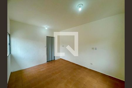 Quarto de casa para alugar com 1 quarto, 60m² em Camargos, Guarulhos