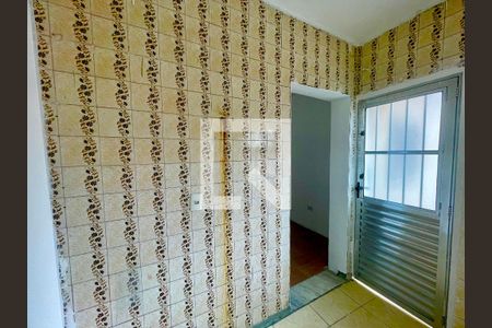 Área de Serviço de casa para alugar com 1 quarto, 60m² em Camargos, Guarulhos