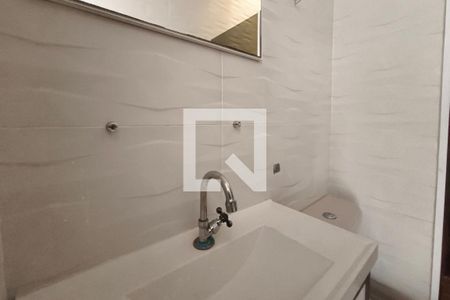 Banheiro de apartamento à venda com 2 quartos, 96m² em Jd Maria Eugenia, Campinas